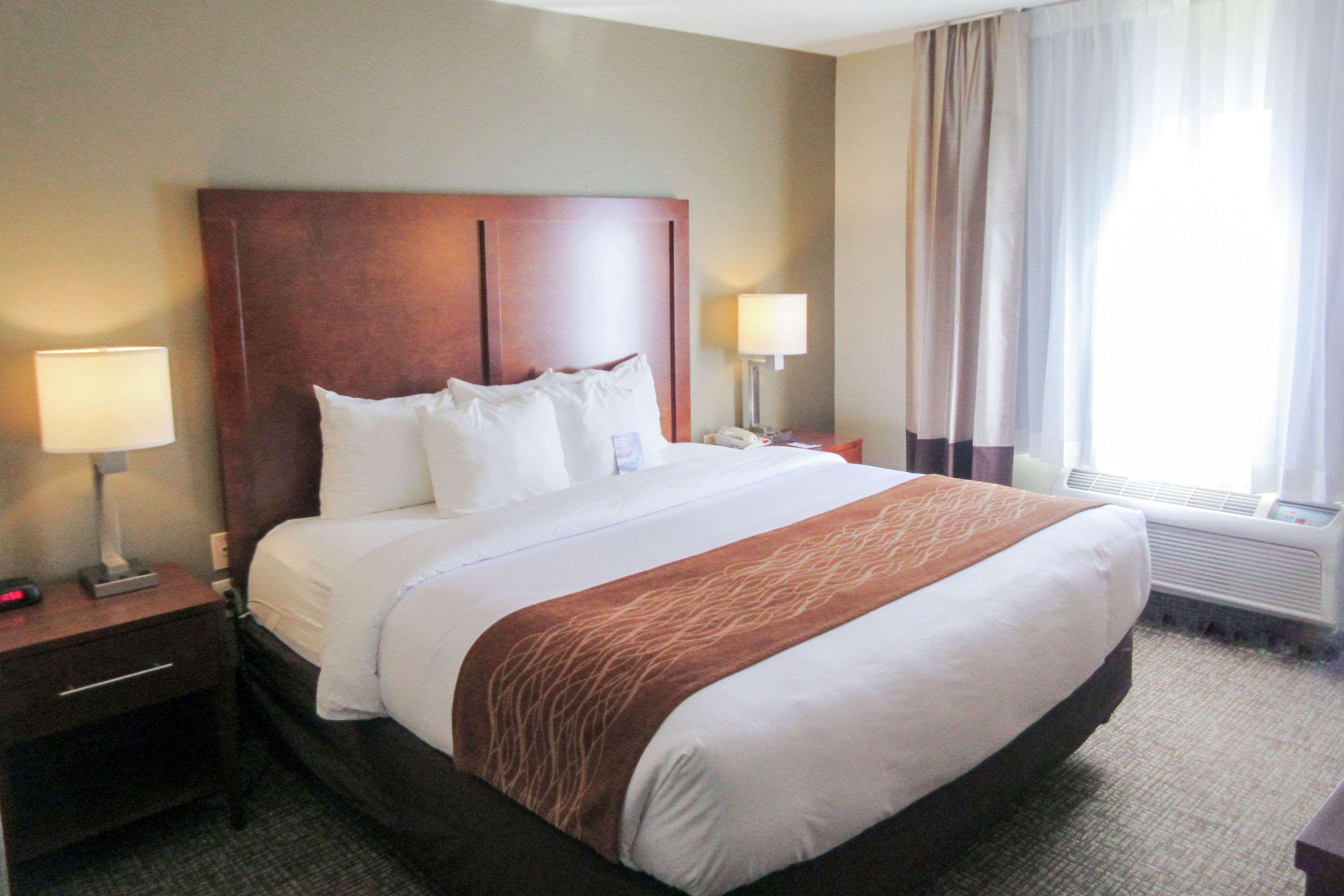 Comfort Inn & Suites Wilkes Barre - Arena Buitenkant foto