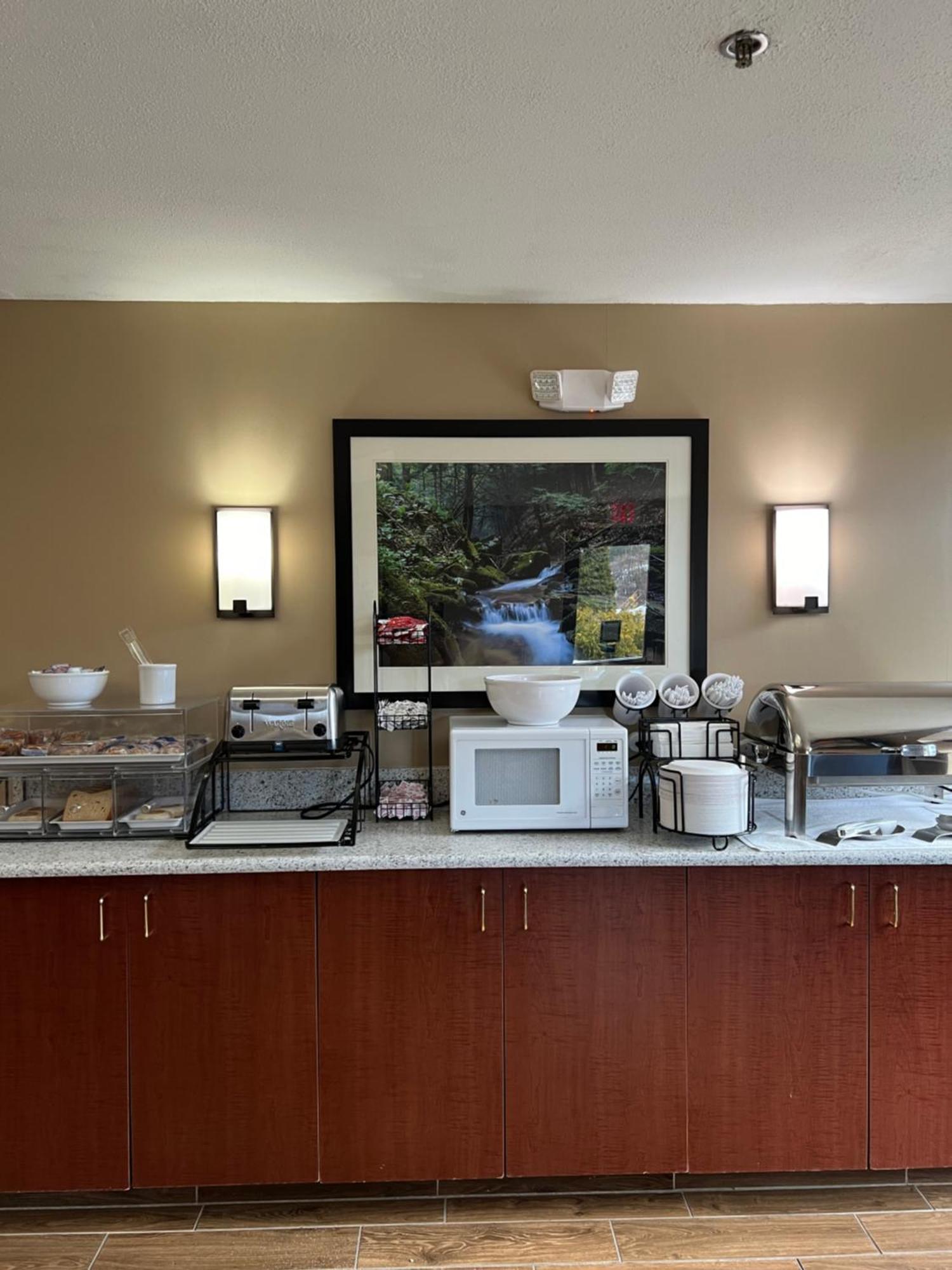 Comfort Inn & Suites Wilkes Barre - Arena Buitenkant foto