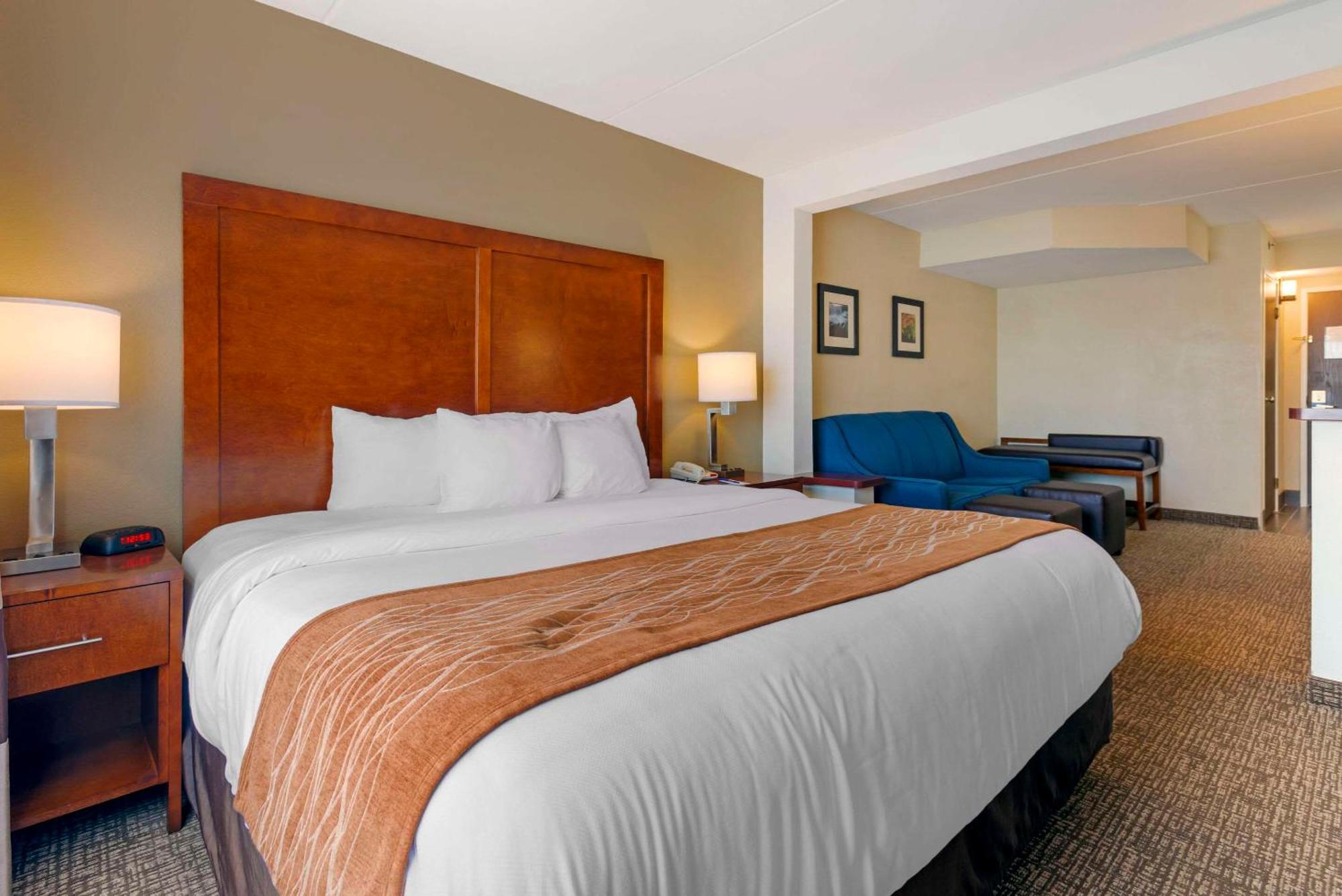 Comfort Inn & Suites Wilkes Barre - Arena Buitenkant foto